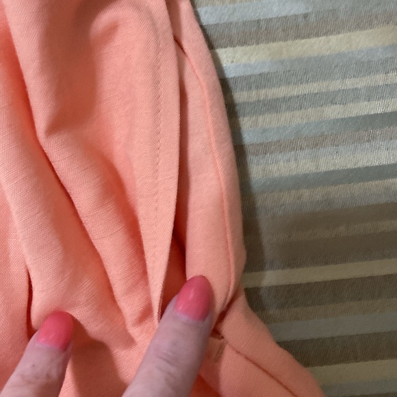 Pleated Ann Taylor pocket part linen shorts .size 6! - Picture 3 of 8